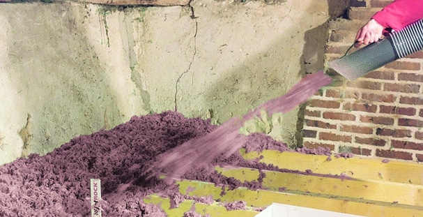 Technique d'isolation des combles par soufflage de laine de roche